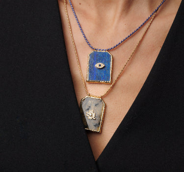 SCAPULAR NECKLACE