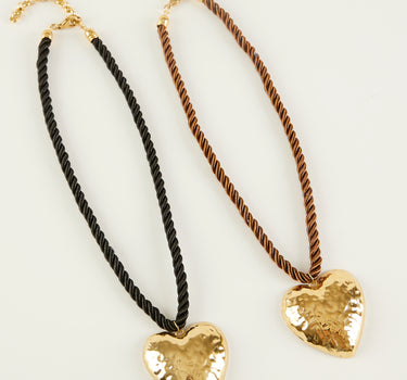 COLLAR CORAZÓN CORDÓN