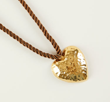 COLLAR CORAZÓN CORDÓN