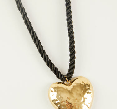 COLLAR CORAZÓN CORDÓN