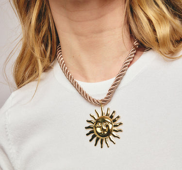 COLLAR CORDÓN SOL